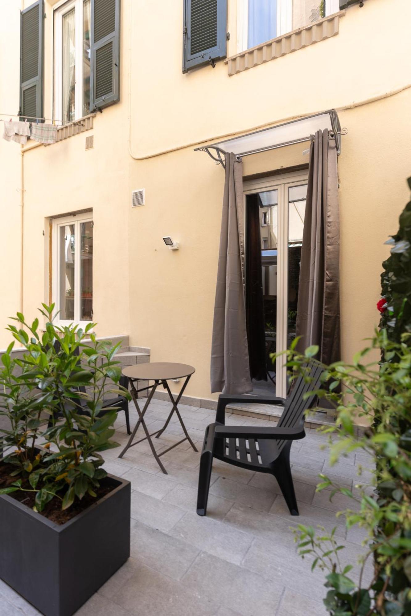 Adam Eric Bed and Breakfast La Spezia Exteriör bild